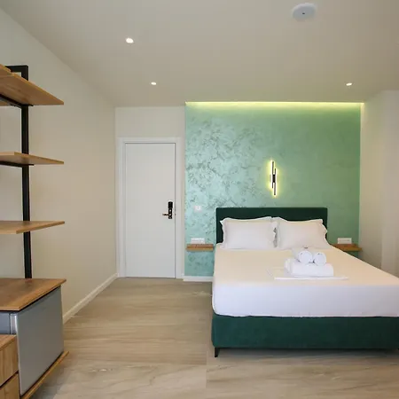 Reival Marina * Vlorë