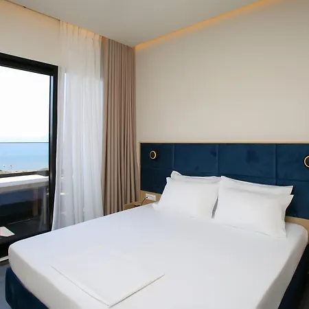 Reival Marina *