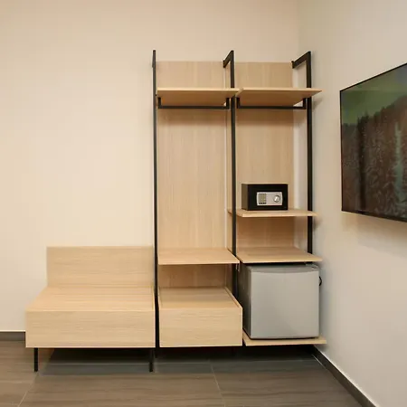 Reival Marina * Vlorë