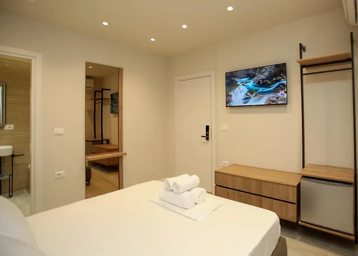 Reival Marina Avlonya