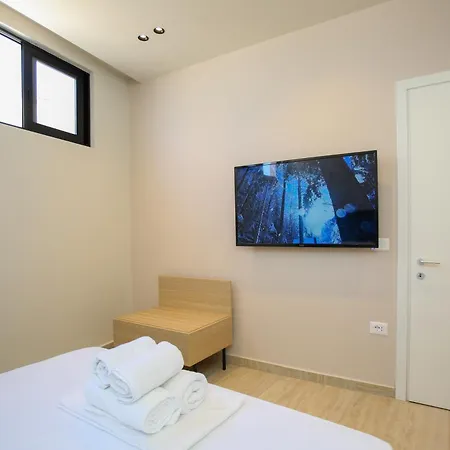 Reival Marina فندق *