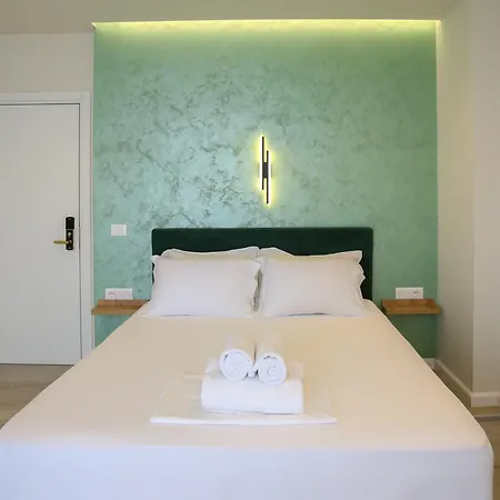 Reival Marina * Vlorë